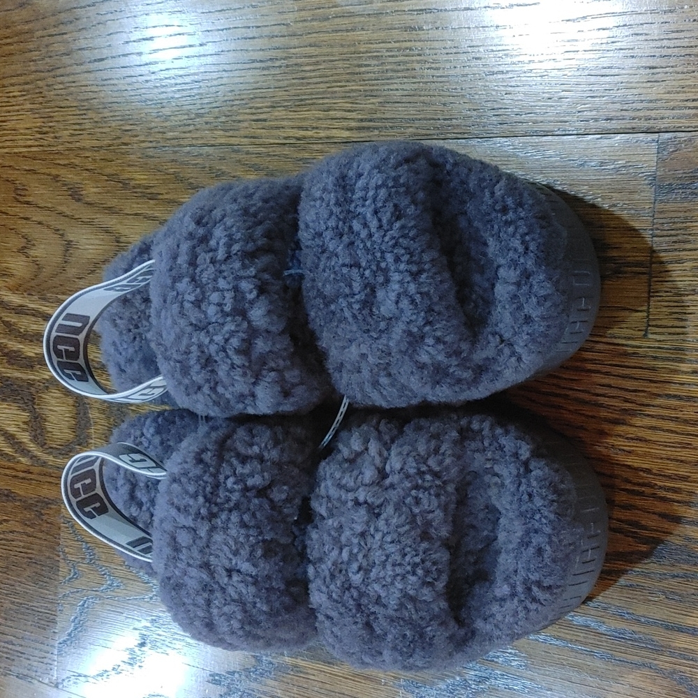 New Purple Slipper UGG's